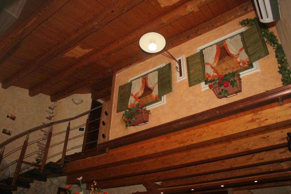 Alla Corte Dei Ventimiglia Montelepre Δωμάτιο φωτογραφία